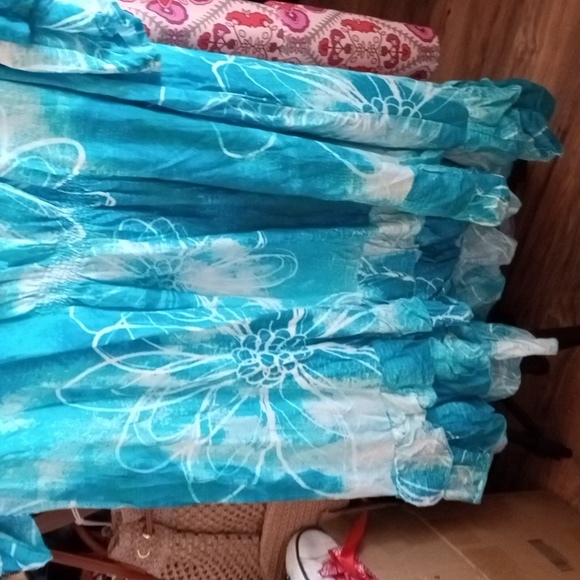 Avenue Plus FLORAL PRINT Dress - Picture 2 of 10